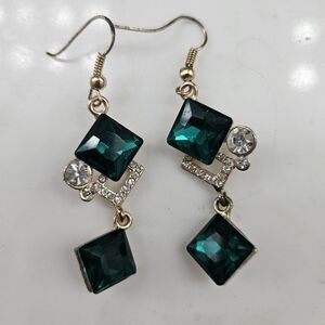 Elegant Green and Gold Dangle Earrings